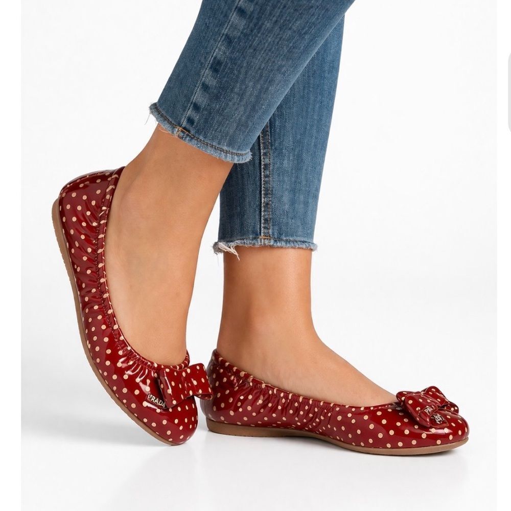 Prada Red Polka Dot Patent Ballet Flats with Bow IT35.5